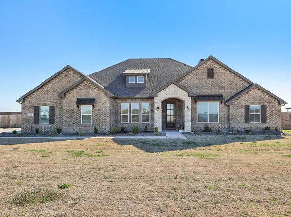 800 Majors Rd, Van Alstyne, TX 75495