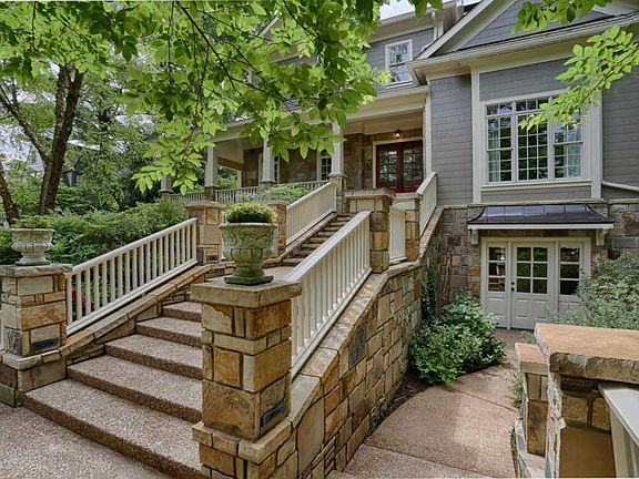 4th image of 3818 Kenilworth Dr