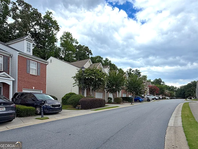 3845 Grovemont Pl — Photo 24
