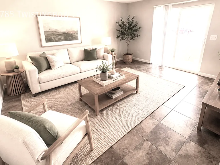 2785 Twistingbow Ln #D — Photo 2