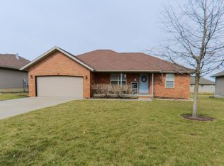 875 W Linwood Ave, Nixa, MO 65714
