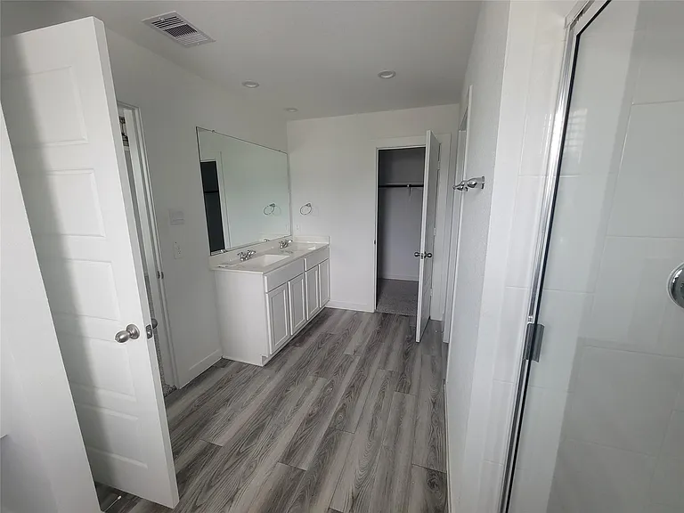 2934 Needham Garden Ln — Photo 10