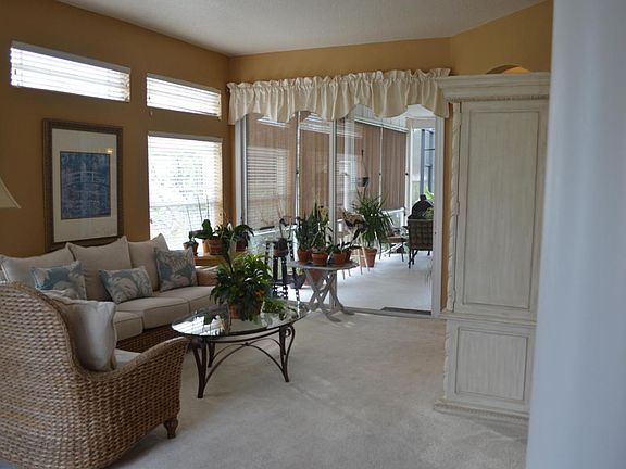 5th image of 32 Acclaim At Lionspaw