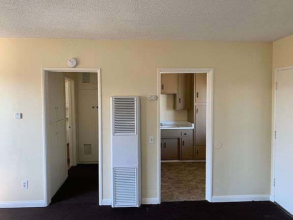 2nd image of 4810 N Sierra Way APT 9
