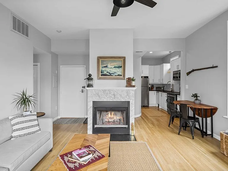 8 Mount Vernon St #2 — Photo 8