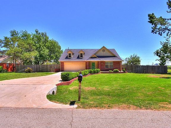 2nd image of 1400 Greenway Dr