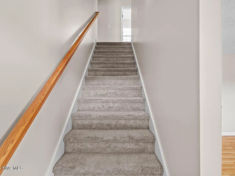 303 Mann St — Photo 23