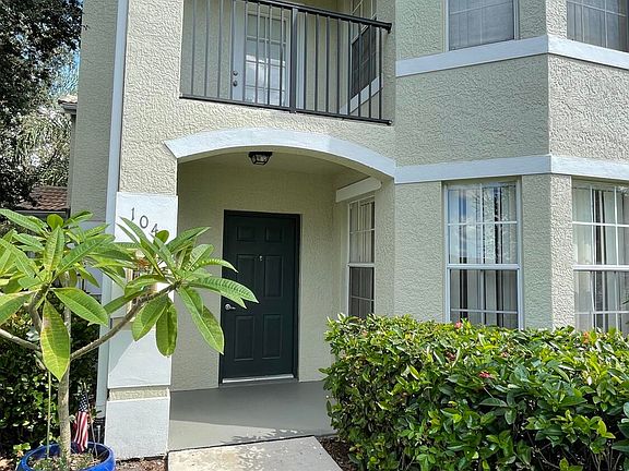 2nd image of 166 SW Peacock Boulevard #34-104