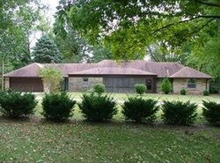 407 Forrest Park South Dr, Greenwood, IN 46142