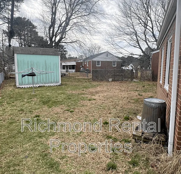 9505 Nandina Dr — Photo 11