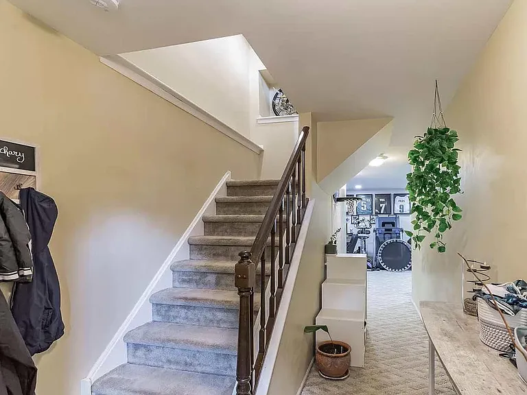 15 Coventry Ln — Photo 12