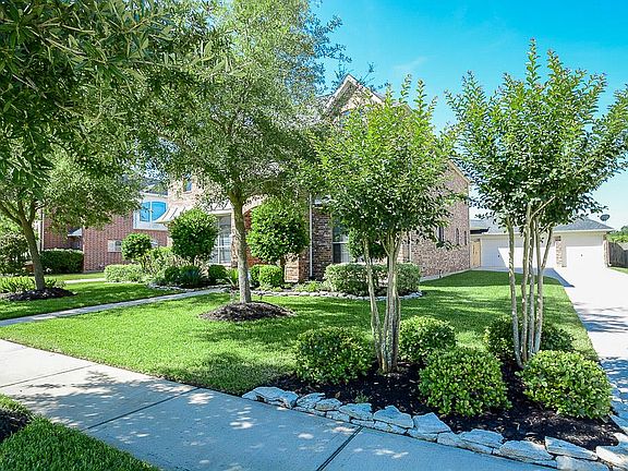 2nd image of 8618 Stowe Creek Ln