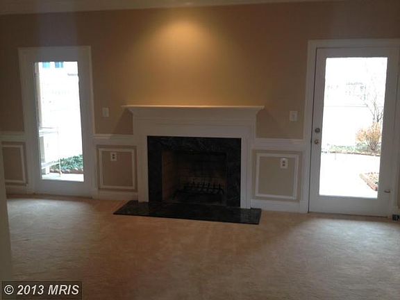 5th image of 10011 Gable Manor Ct