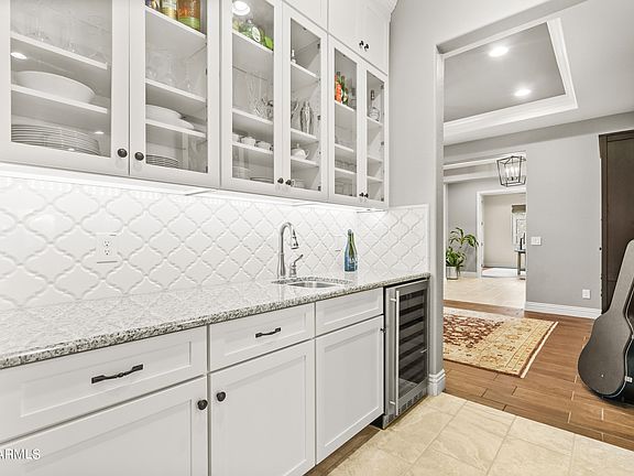 5th image of 6039 E HODGES Street