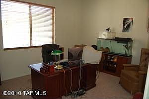 4th image of 6515 N Knoll Pines Way