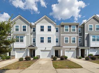 2720 Burgundy Star Dr, Raleigh, NC 27604