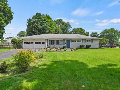 54 Riley Dr E, Riverside, RI, 02915