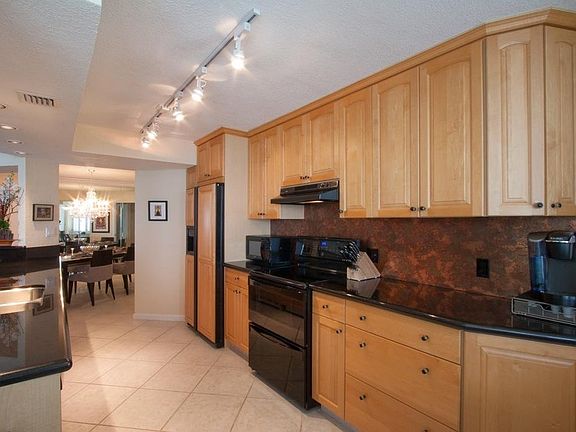 Home For Sale In Chalfonte