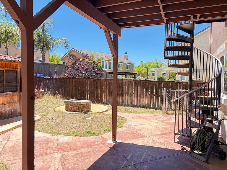 29523 Hyperion St — Photo 22