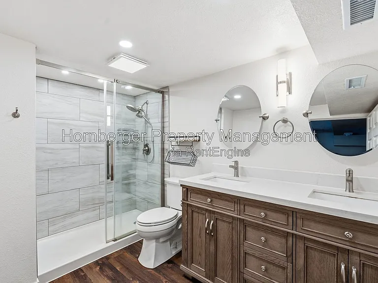 1210 S Maple St — Photo 17