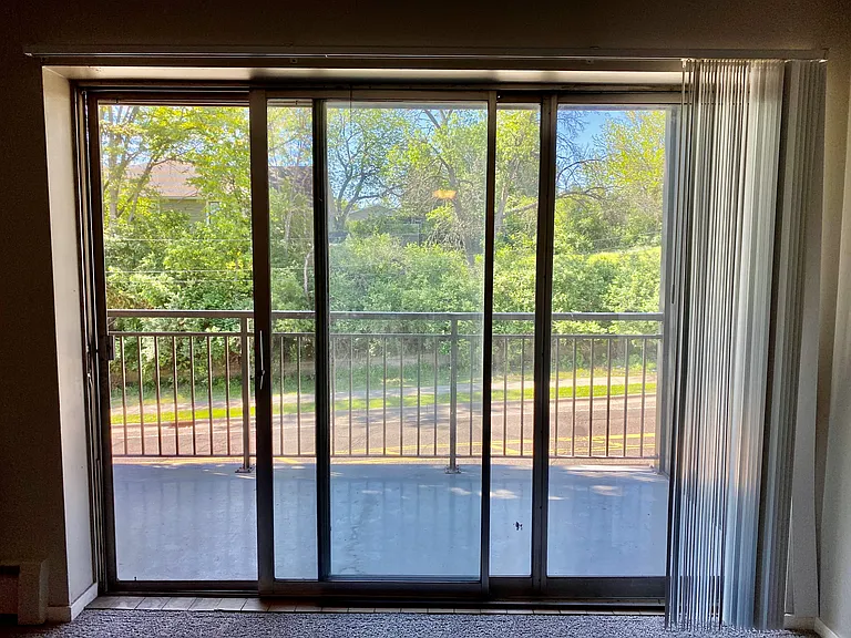 Lexington Hills Apartments — Photo 92
