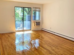 25-09 34th Ave #2L, Astoria, NY 11106