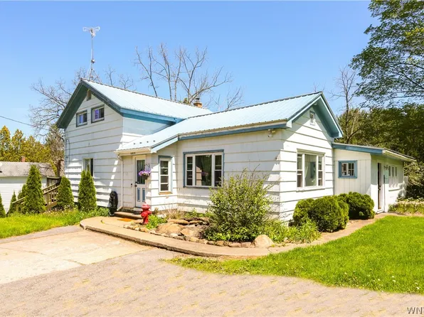 10835 New Oregon Rd, North Collins, NY 14111