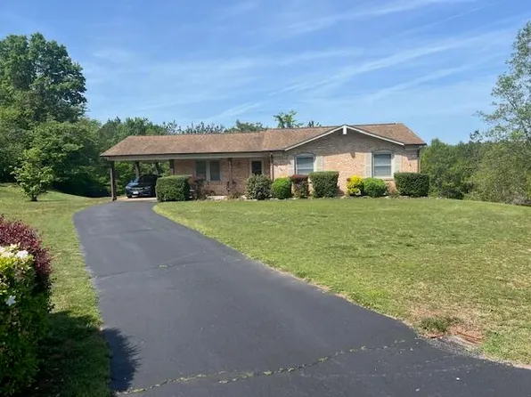 69 Fireside Ln, Martinsville, VA 24112