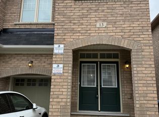 13 Goulston St, Brampton, ON L7A 5B8