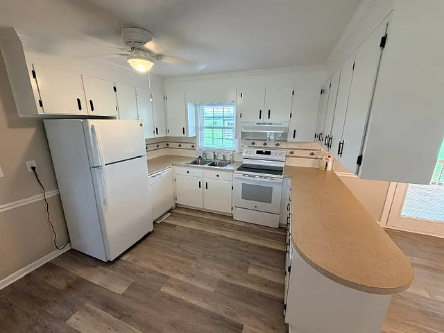 4895 Highway 55 W — Photo 9