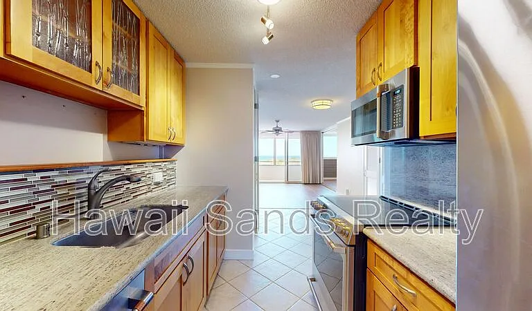1676 Ala Moana Blvd #907 — Photo 1