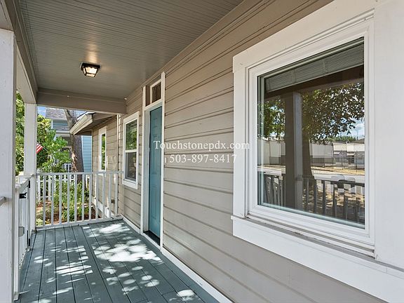 4th image of 442 NW 2nd Ave