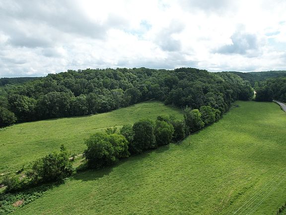 2nd image of 6 N Lick Creek Rd