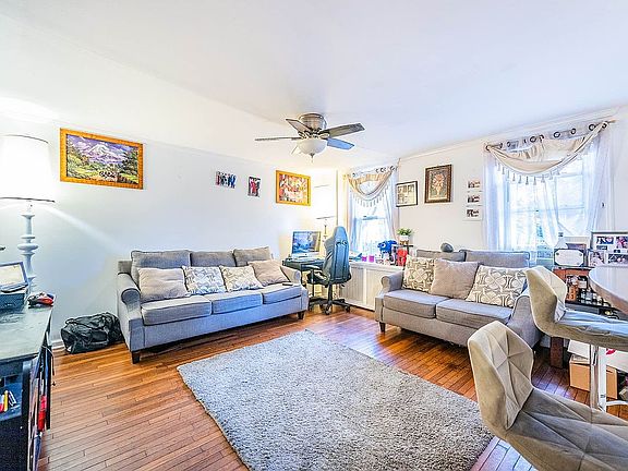 3rd image of 9220 91st Ave