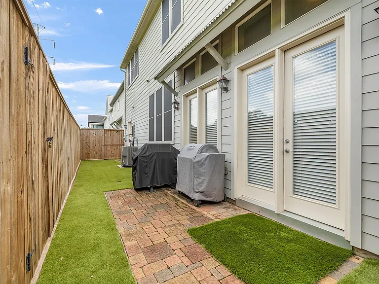 8614 Green Kolbe Ln — Photo 13