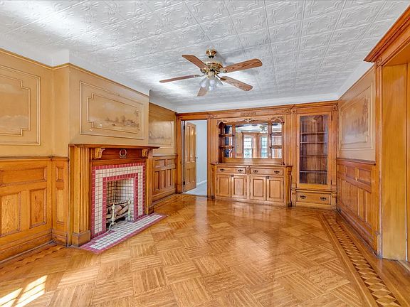 4th image of 431 73rd St