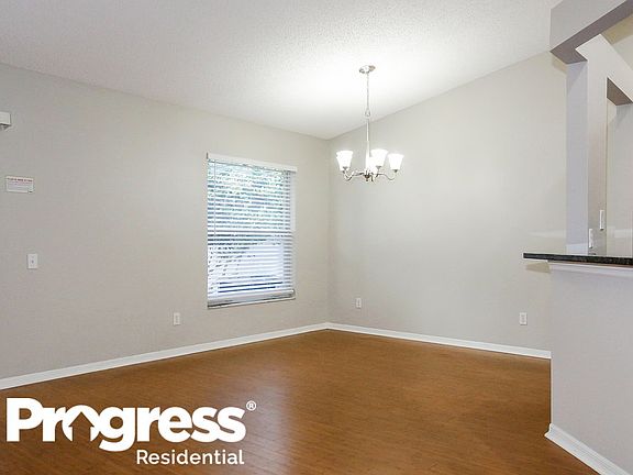 5th image of 10624 Walker Vista Dr