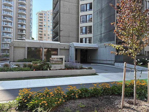 2nd image of 710 7th Ave #206