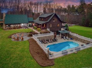 3561 Ridgetop Rd, Sherrills Ford, NC 28673