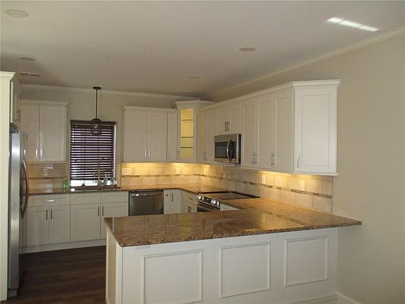 2nd image of 609 Armistice Blvd #2