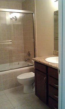 4th image of 549 Graves Ave Unit 24