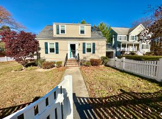 6 Bonad Rd, Dedham, MA 02026