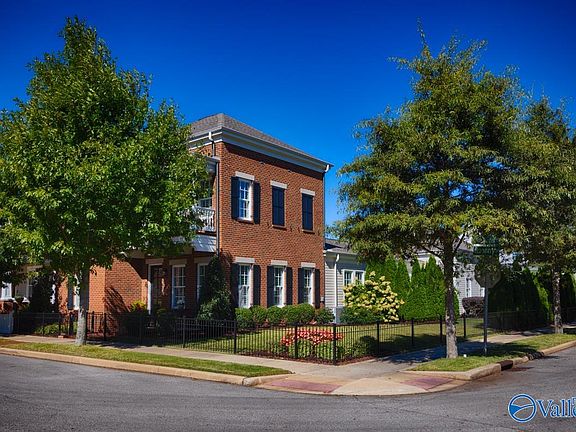 2nd image of 150 Kearny St