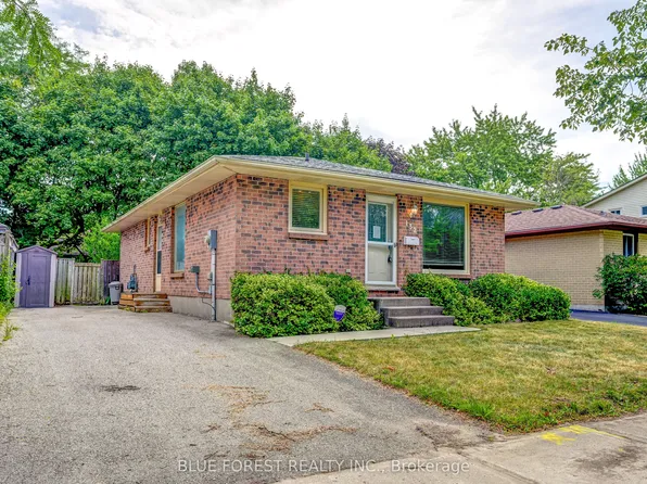 132 Ardsley Cres, London, ON N6G 3W7