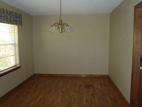 4th image of 230 Bo Dee Jo Ln