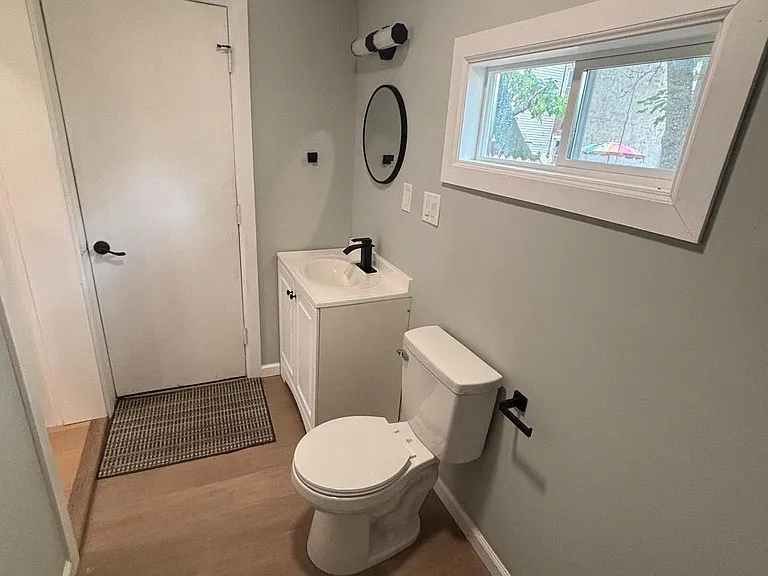 2070 E Lippincott St — Photo 6