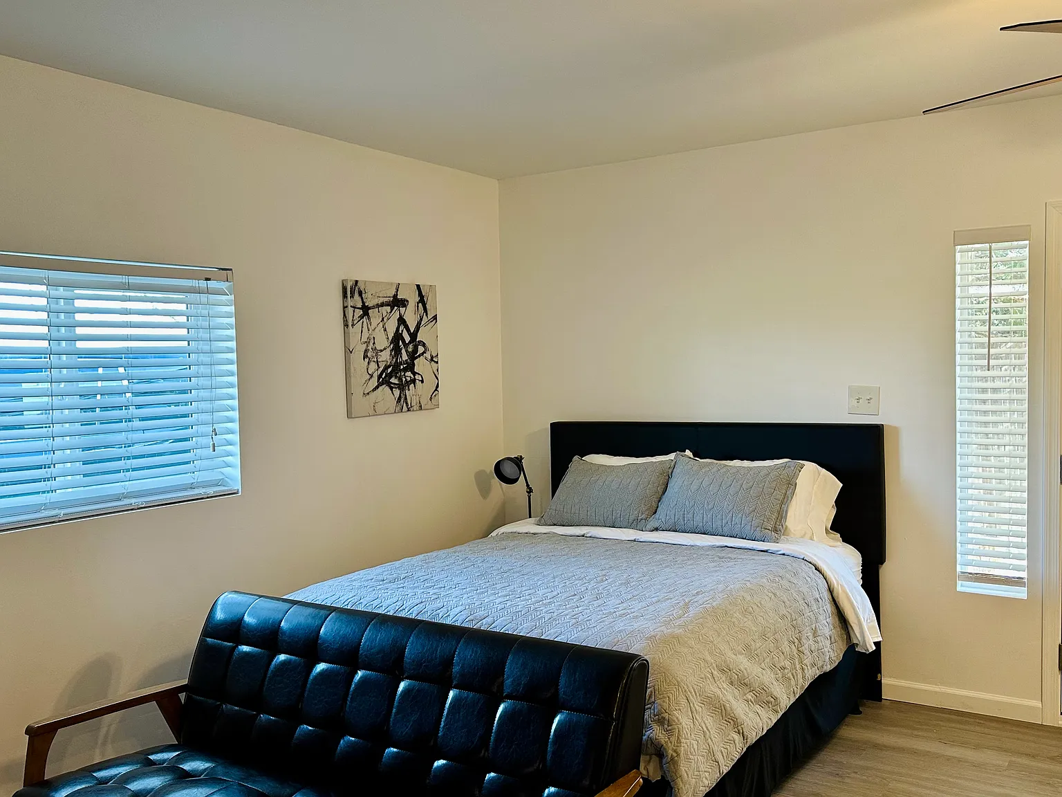 Studio, 1500 sqft, $1,550 — Photo 2