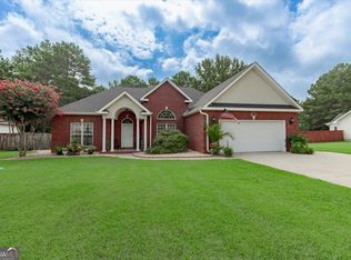 304 Ellicott Dr, Warner Robins, GA 31088