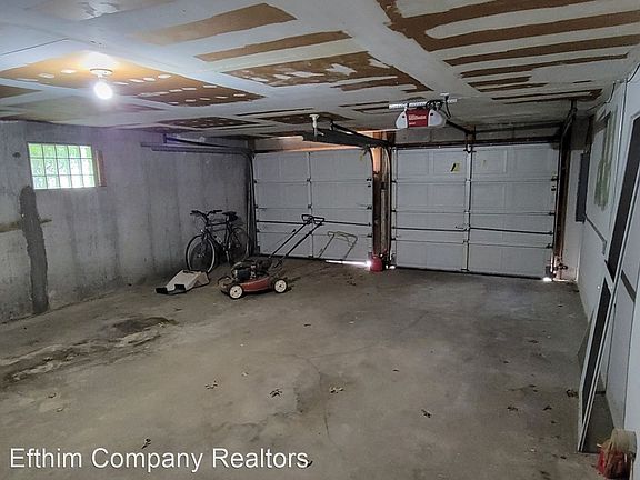3rd image of 9058 Amona Dr
