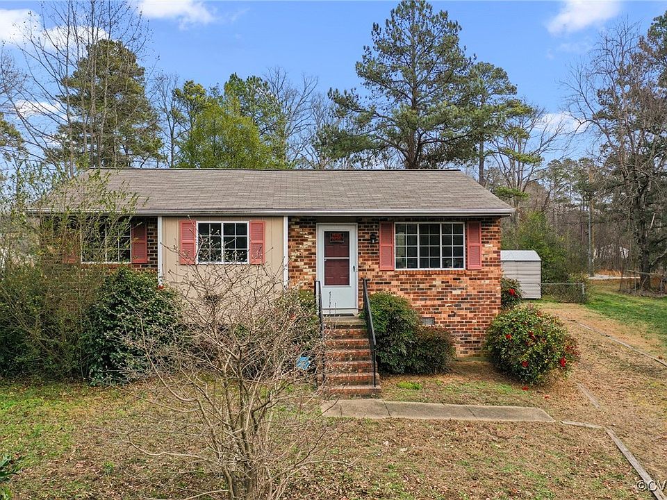 1st image of 9009 Laurel Oak Cir